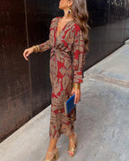 Dineke - Elegant dress with long sleeves and floral print