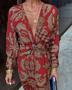 Dineke - Elegant dress with long sleeves and floral print